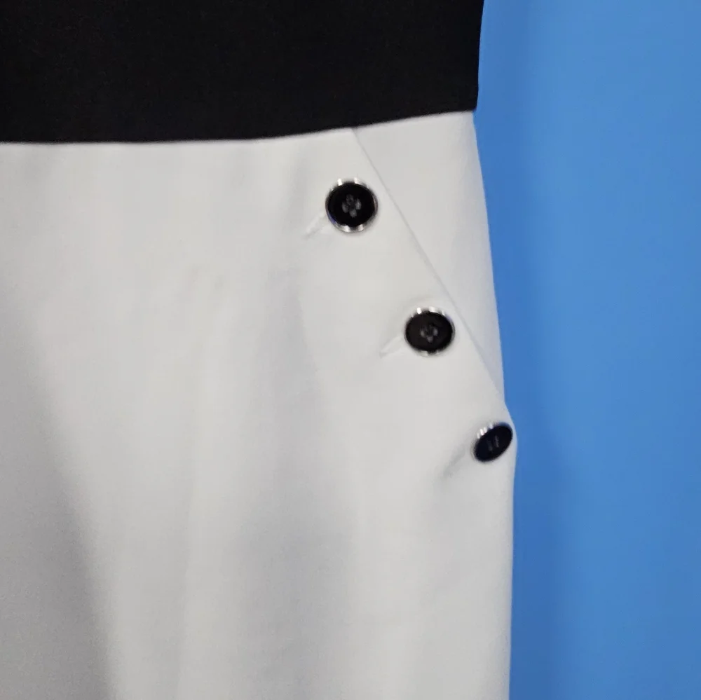 Maggy London Petites Short Dress Black and White - Picture 4 of 11